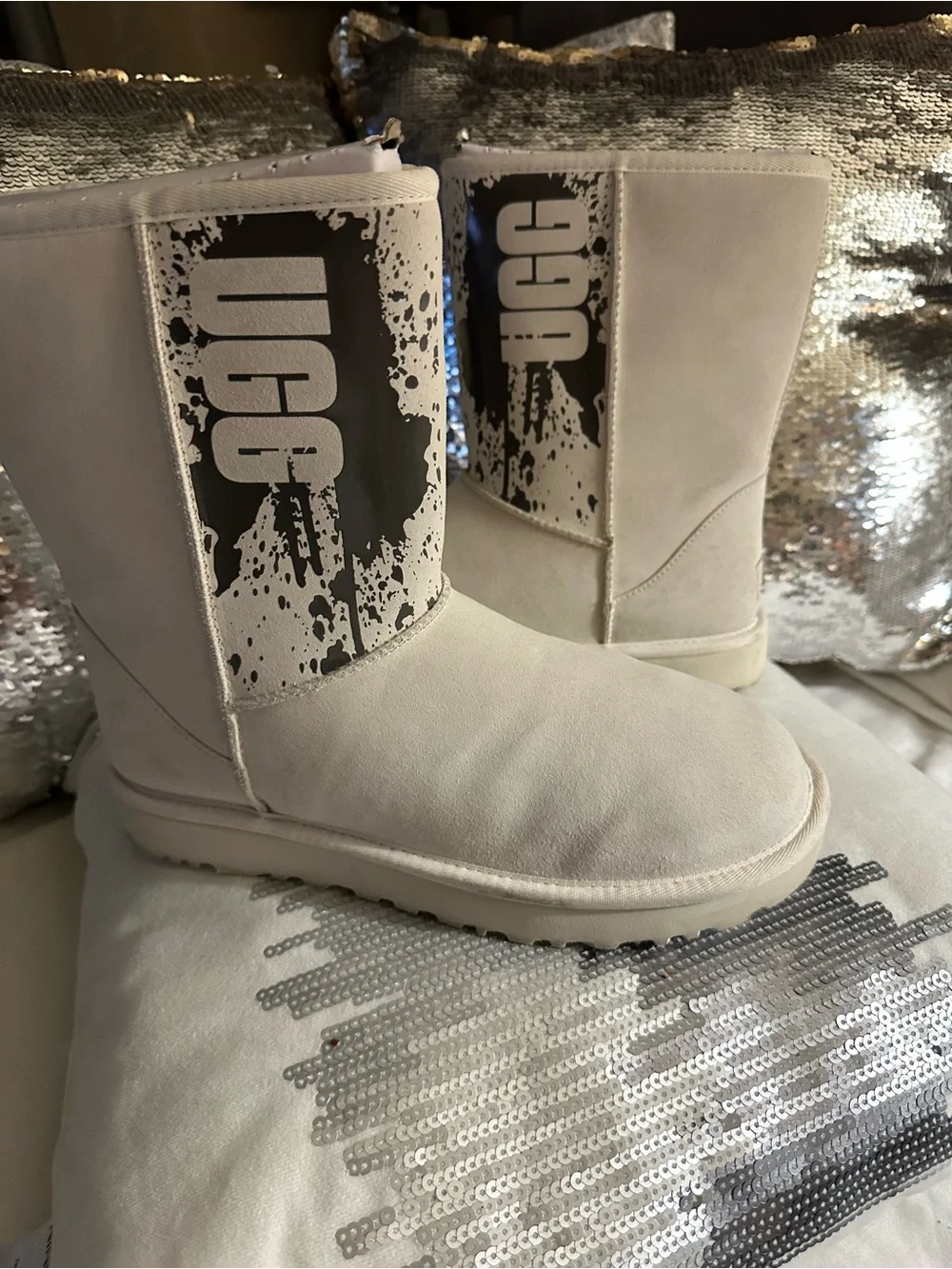 UGG Kids Cream Mid-Calf Logo Winter Boots